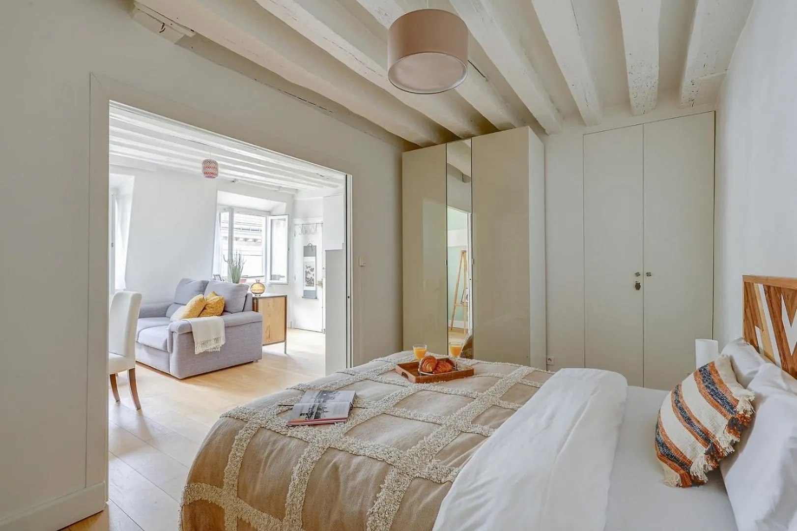 Apartment Bnbnook - Charming 1Br Near Louvre & Palais Royal Paris France